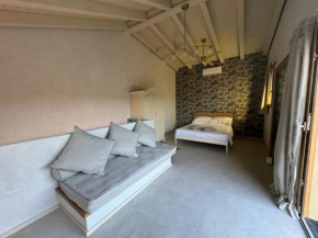 Tuvo Houses